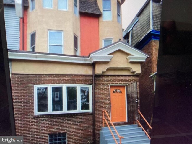 Building Photo - 4825 Baltimore Ave