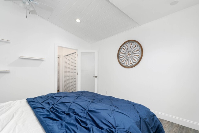 Building Photo - 113-112 12th Ave