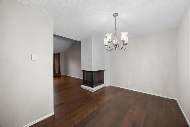 Building Photo - 4159 Steck Ave