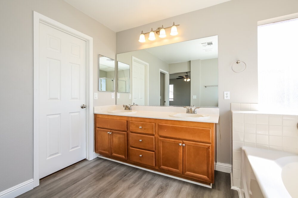 Building Photo - 6347 Blushing Willow St