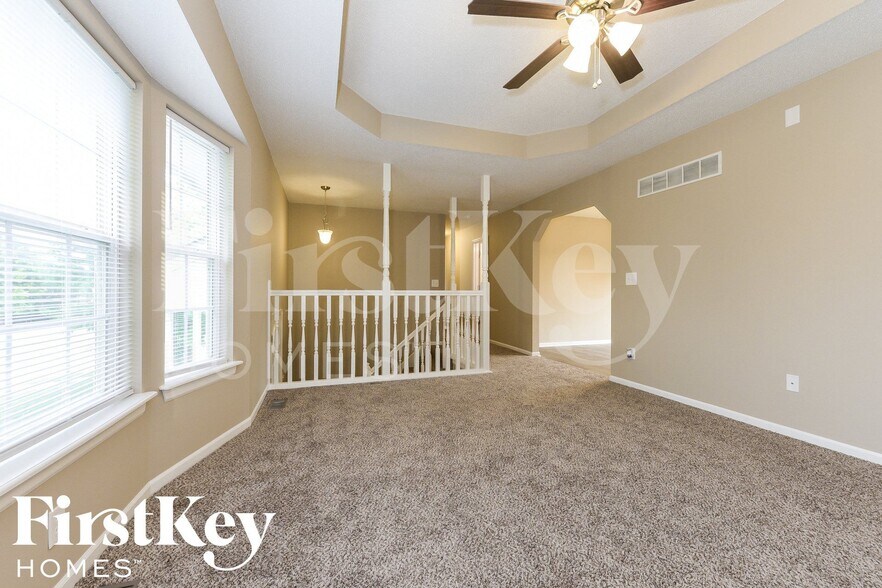 Building Photo - 1710 Johnston Dr