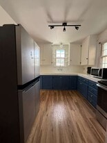 Building Photo - 20435 Picadilly Rd