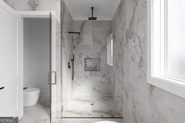 Building Photo - 407 Thunder Rd