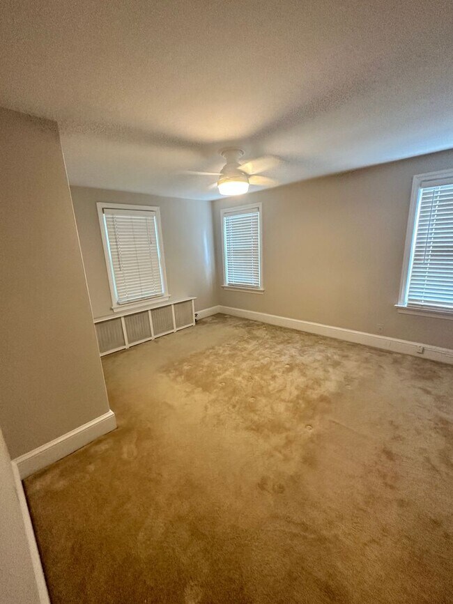 Building Photo - 2702 Ridge Rd Dr