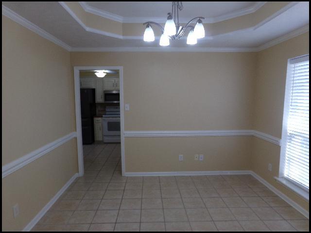 Building Photo - 12 Lauren Cove