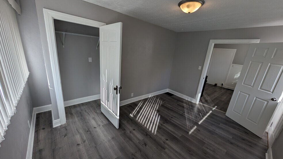 Bedroom 1 - 929 N Randolph Ave