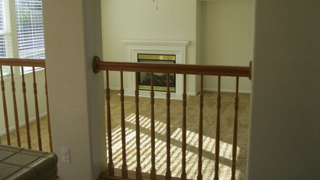 Building Photo - East Roseville, New Carpet * Paint, 2657sqft 4 Bed 3 Ba, 3 Car Garage Large Bonus Room