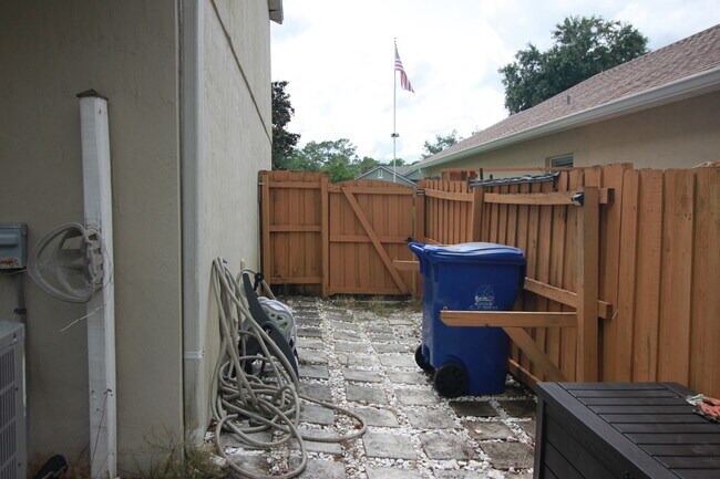 Building Photo - 116 King Arthur Ct