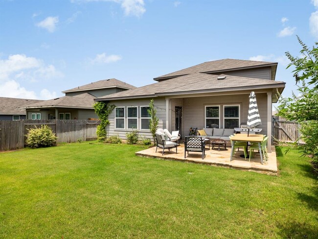 Building Photo - 2810 Dell Hollow Dr