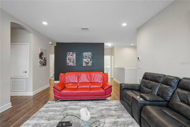 Primary Photo - 2689 Calistoga Ave