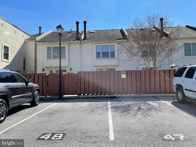 Building Photo - 2824 Elliott St