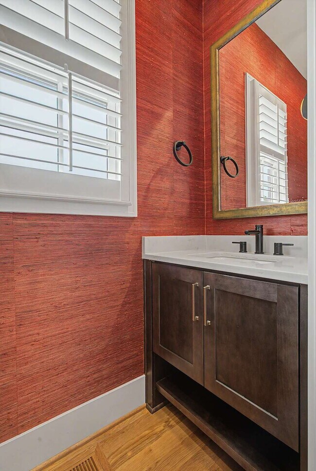 Building Photo - Townhome with Elevator at Park Station in Cary