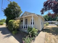 Building Photo - Charming 2-Bedroom Home with Open Living Space and Tile Flooring