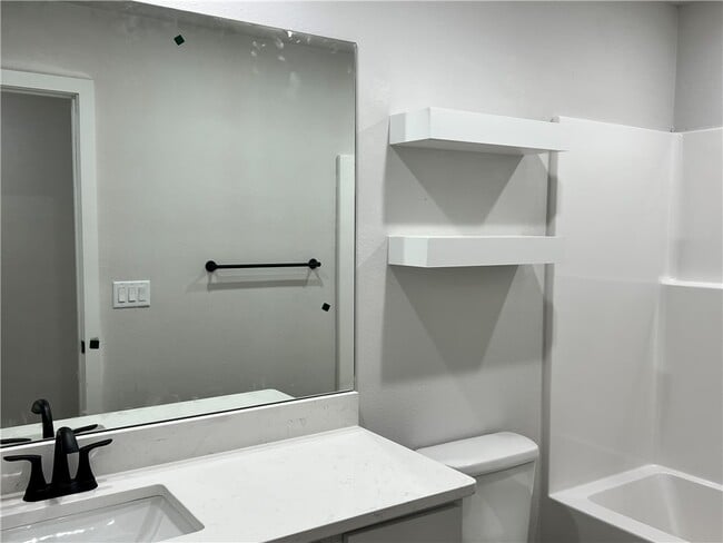 Building Photo - 502 Cosmos St