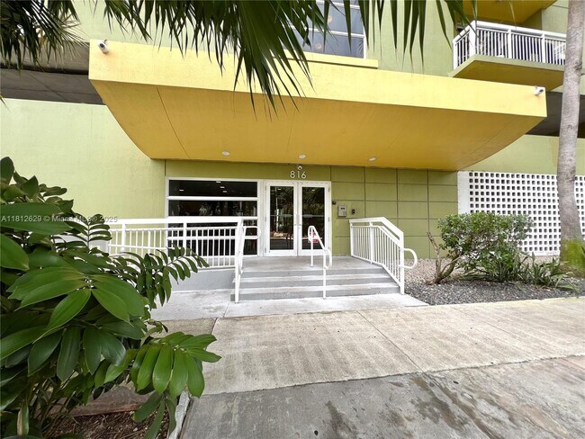 Building Photo - 816 NW 11th St