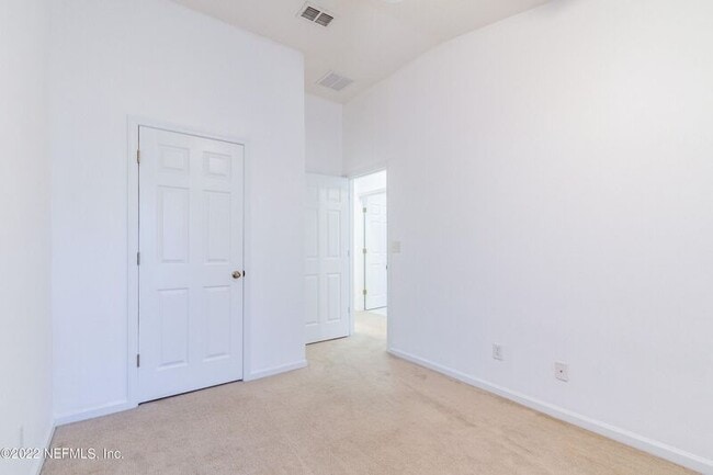 Building Photo - 5737 Parkstone Crossing Dr