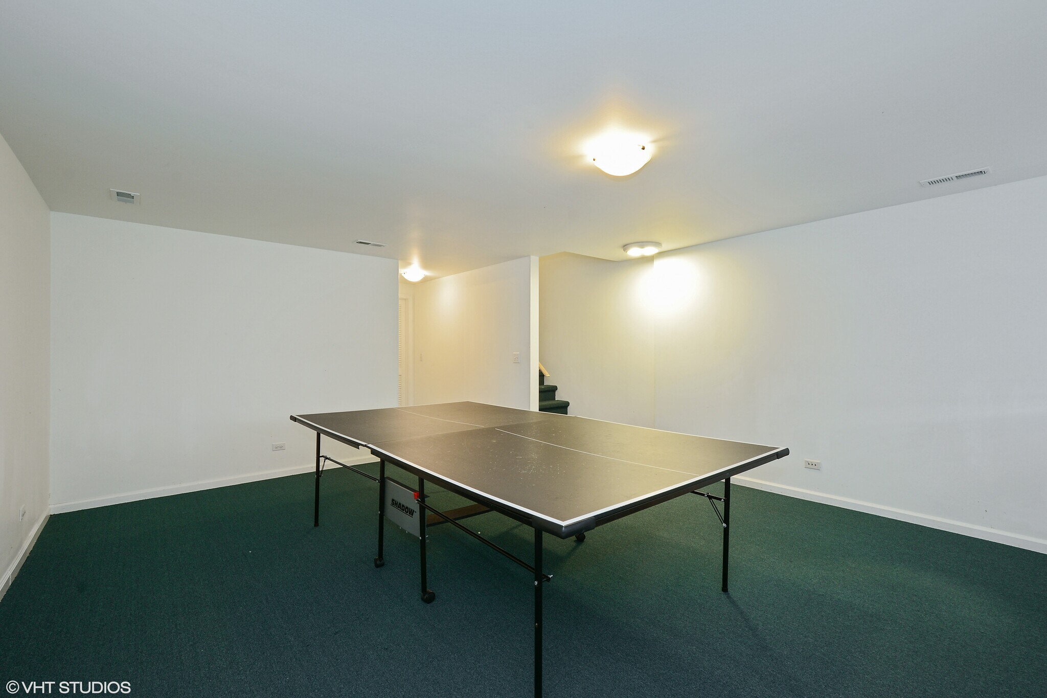 Furnished basement - 1560 N Saint Marks Pl