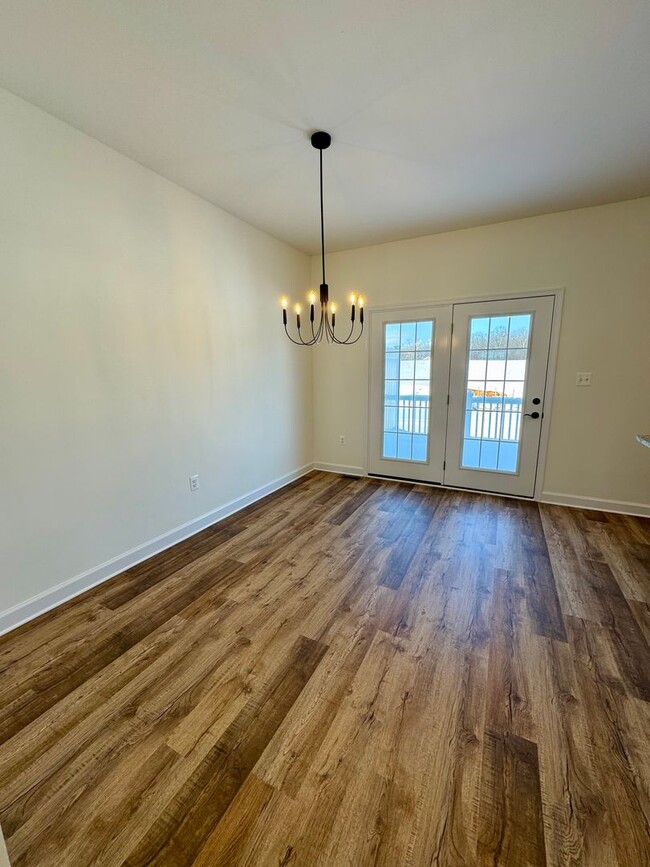 Building Photo - Brand New  END UNIT Townhouse For Rent in ...