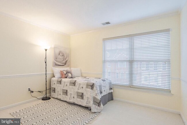 Building Photo - 4592 Barringer Pl