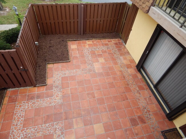 Building Photo - 110 N Delaware Blvd