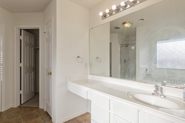 Building Photo - 4522 Park Trail Ln