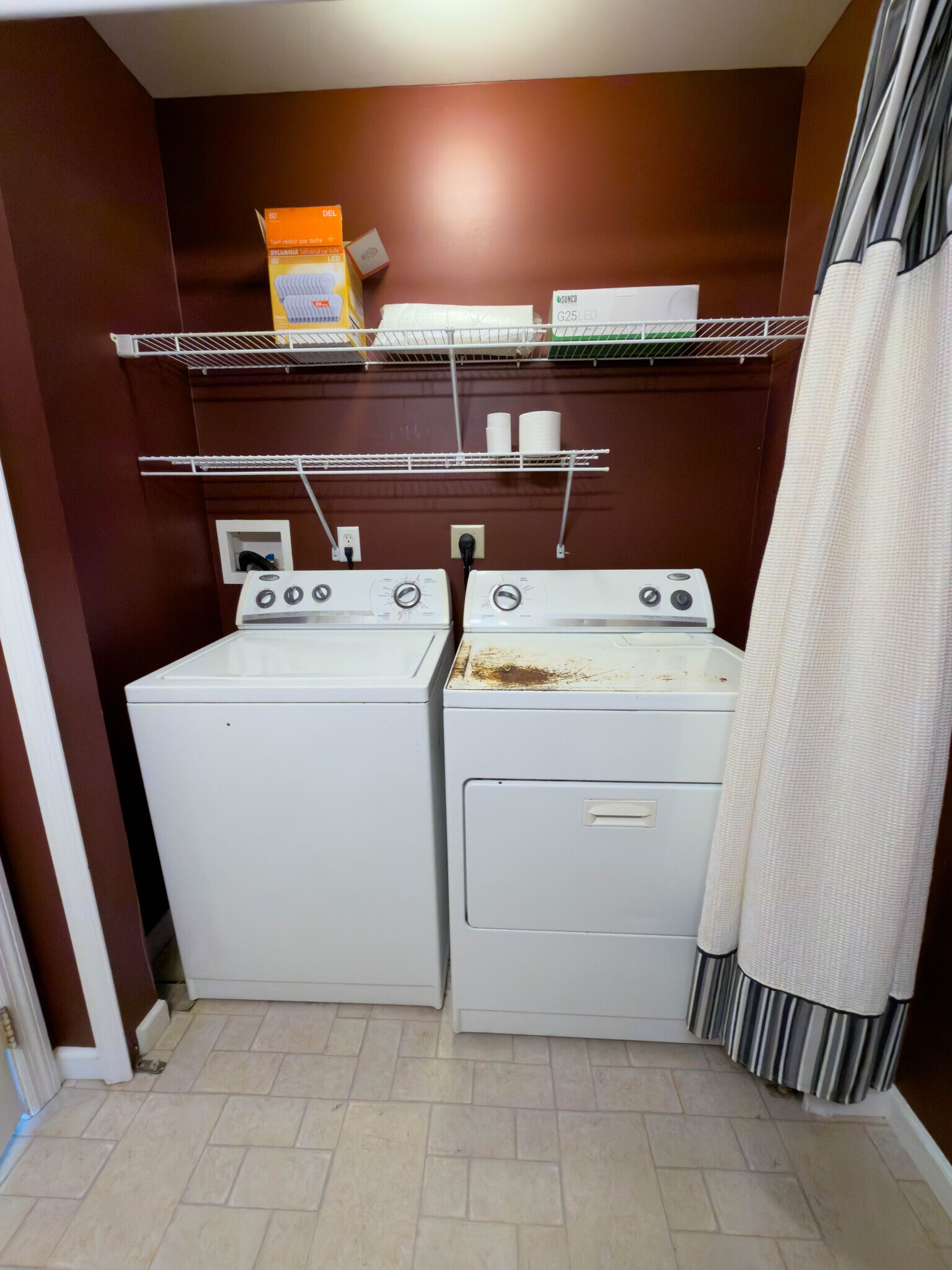 Building Photo - 562 Wood Duck Dr