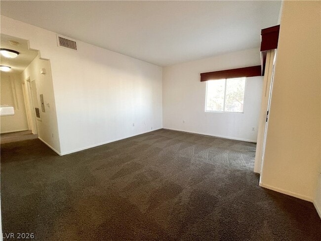 Building Photo - 2110 Los Feliz St