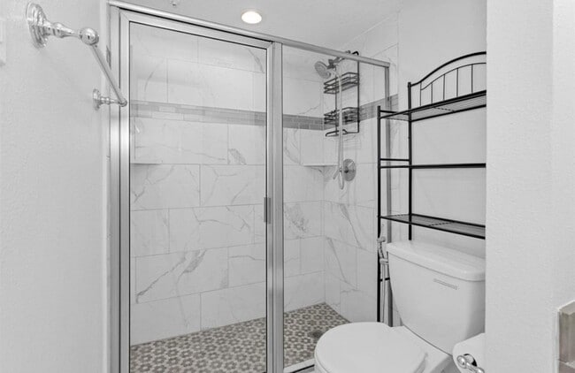 Building Photo - 12100 Melville Dr