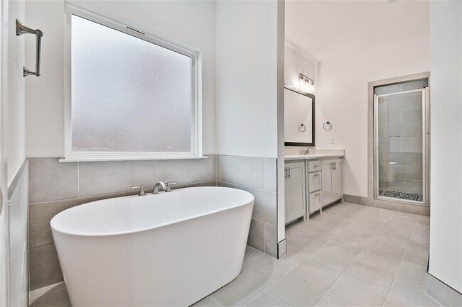 Building Photo - 51 St Andrews Cir
