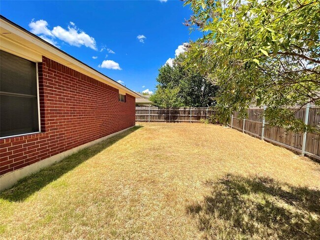 Building Photo - 3761 Top Rock Ln