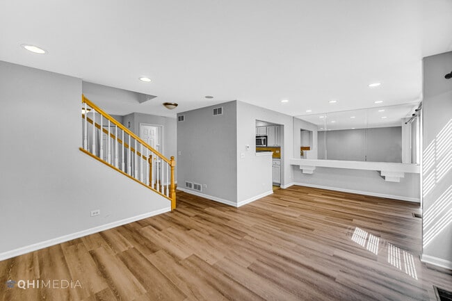 Building Photo - 2492 Stoughton Cir