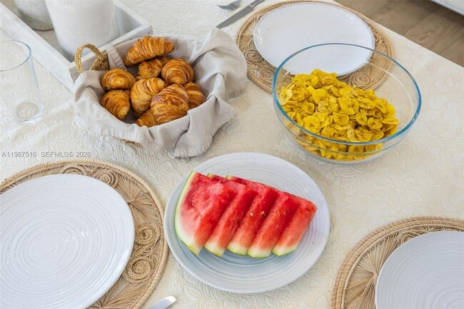 Building Photo - 14615 SW 77th Ct