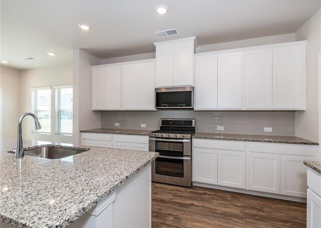 Building Photo - 12516 Stoneybrook Station Pkwy