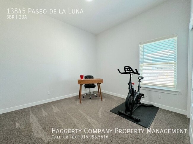 Building Photo - 13845 Paseo de Ln