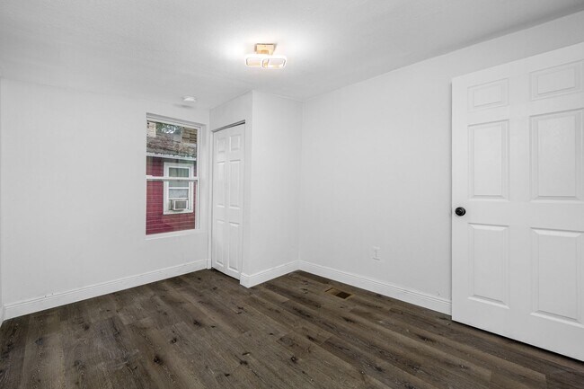 Building Photo - Fully Renovated 3-Bedroom, 2-Bathroom Home...