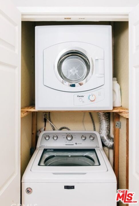 Building Photo - 497 E California Blvd