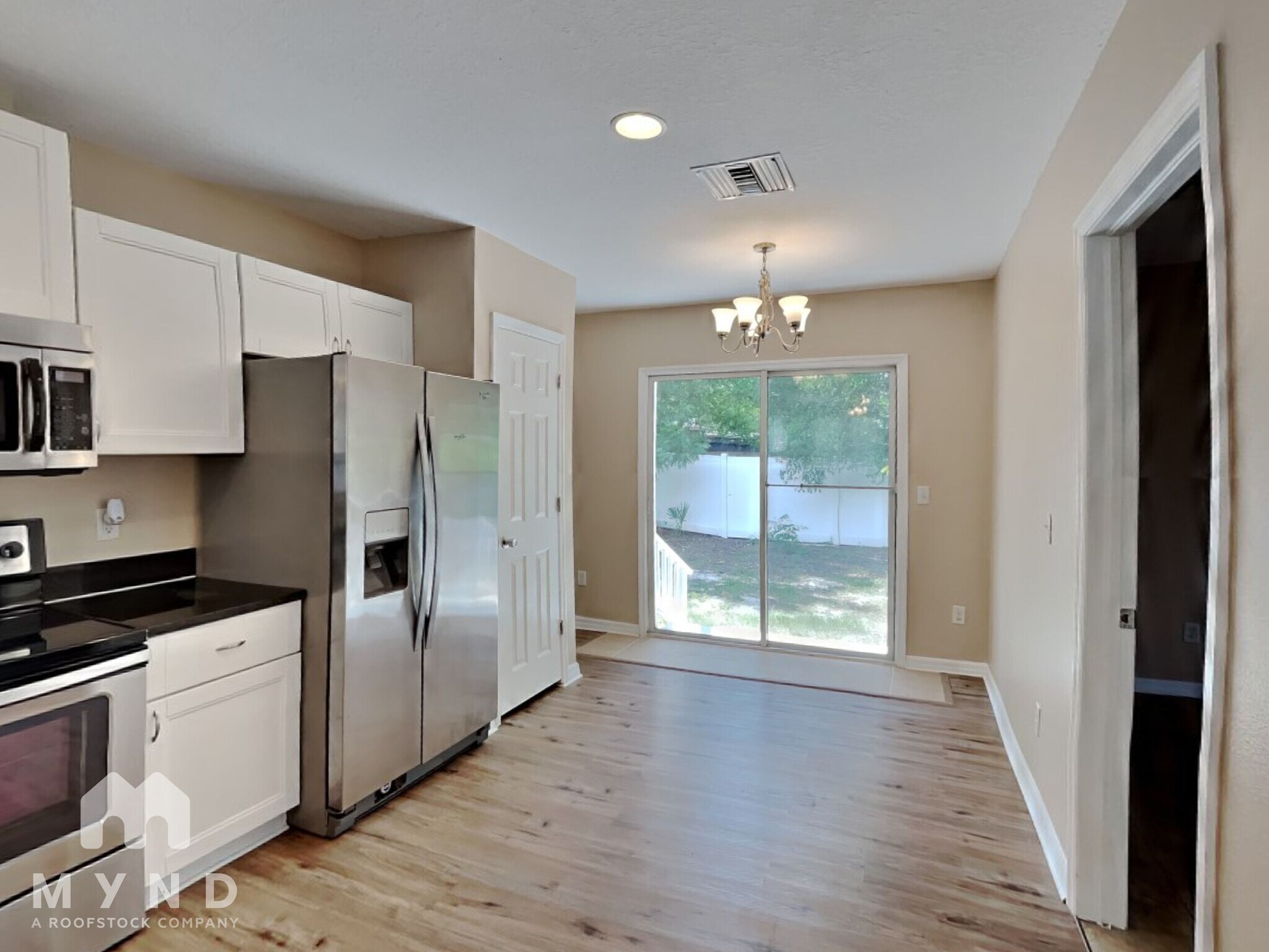 Building Photo - 3217 Spooner Dr