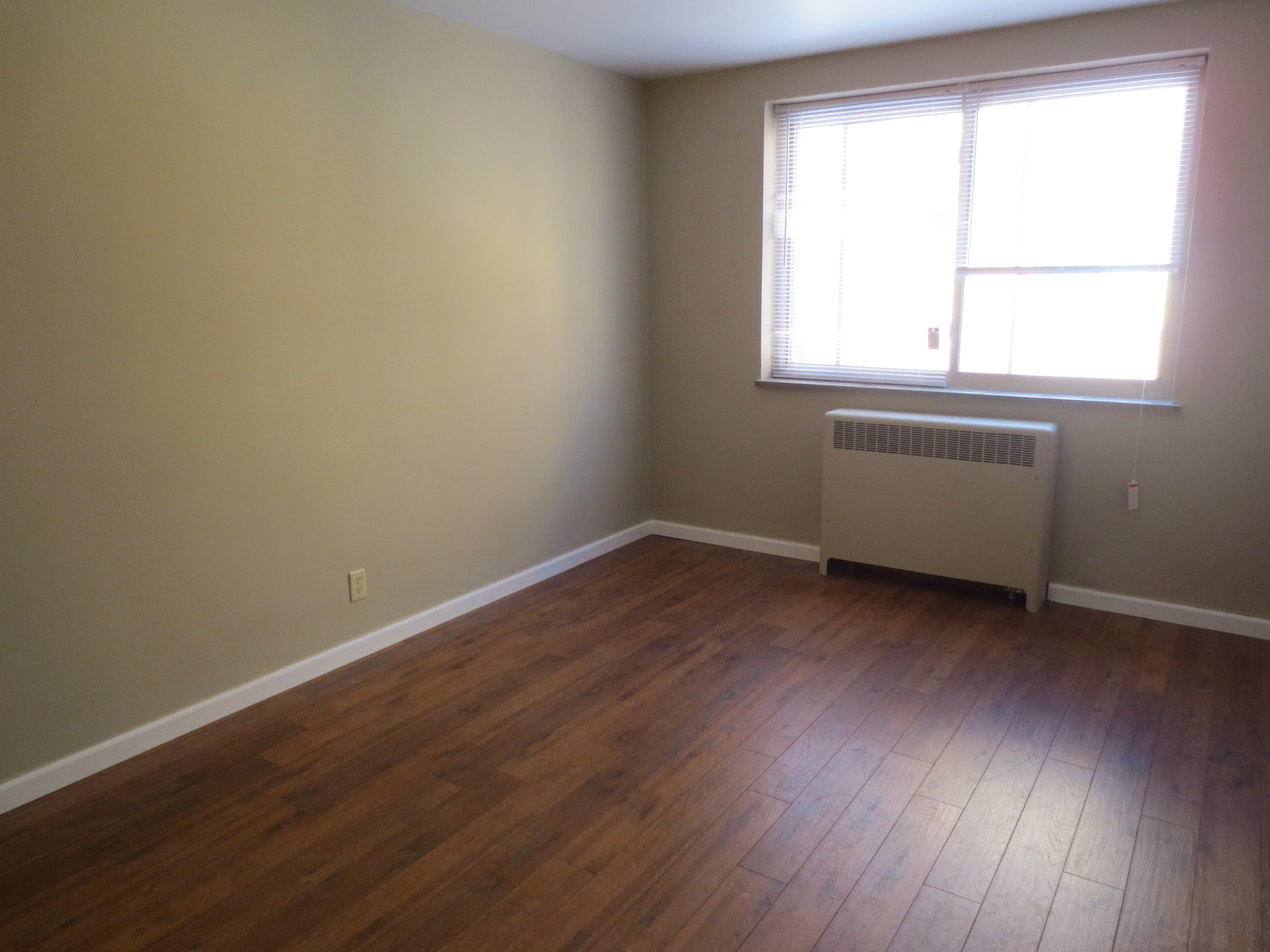 Bedroom - 5712 Phillips Ave
