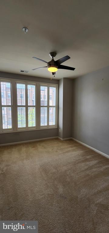Building Photo - 23552 Hopewell Manor Terrace
