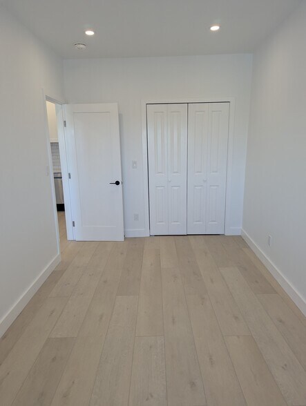 Building Photo - 61 Madera Avenue