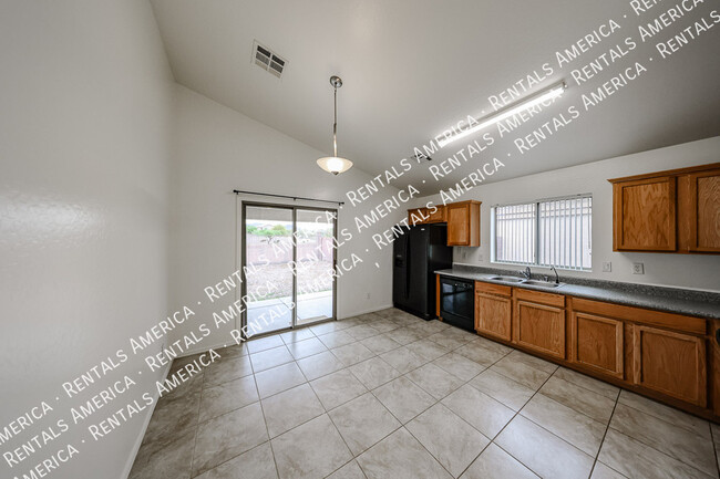 Building Photo - 23942 W Hadley St