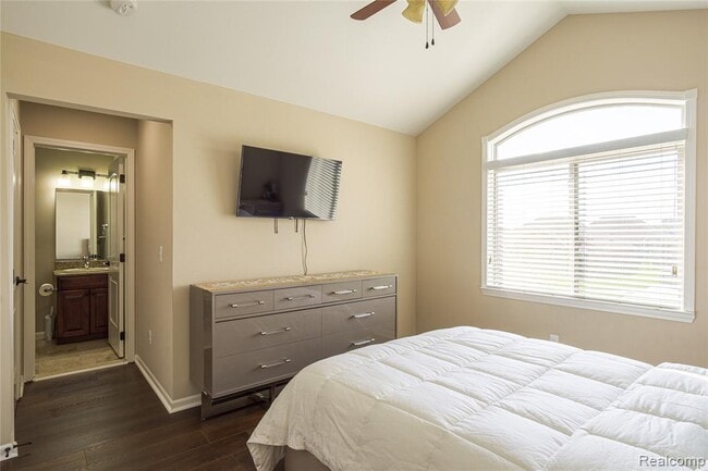 Building Photo - 15357 Prentice Ct