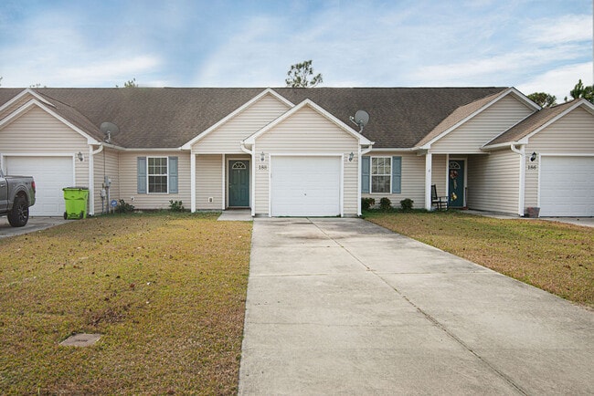 Primary Photo - 188 Pine Hollow Rd