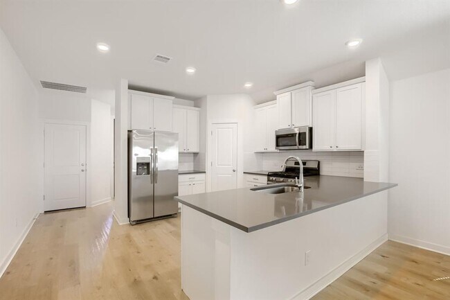 Building Photo - 356 Brandywine Rd