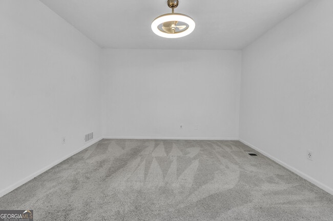 Building Photo - 2835 Mt Tabor Cir