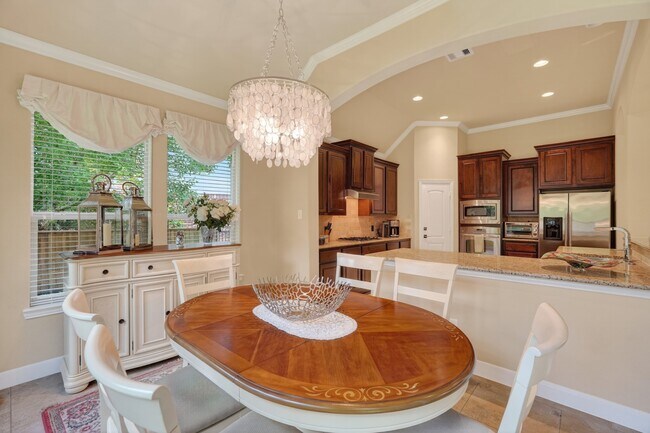 Building Photo - 55 S Victoriana Cir