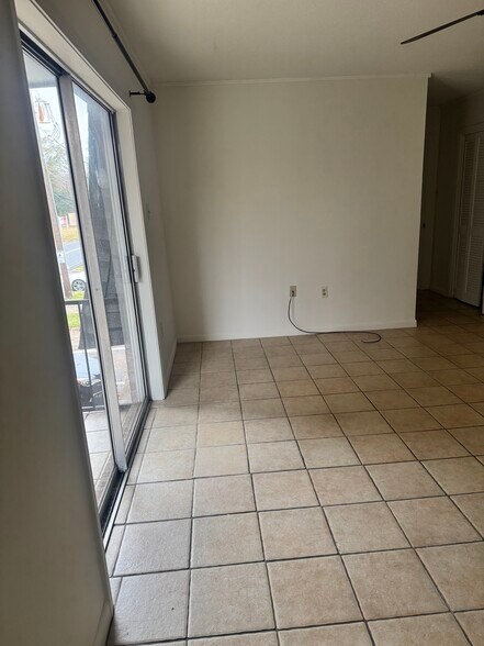 Building Photo - 4600 Parliament Dr