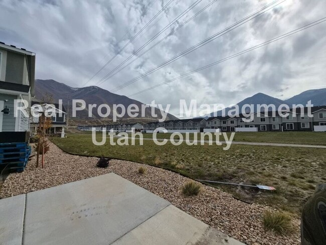 Building Photo - 1322 S 3540 E