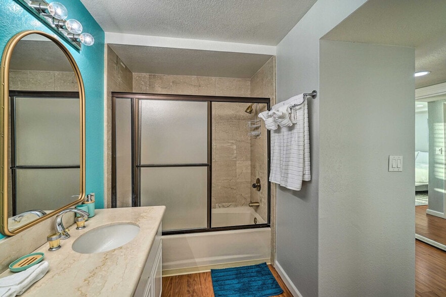 Building Photo - 220 Palmetto Ave