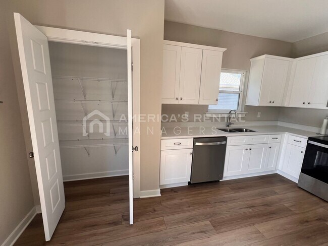 Building Photo - Home for Rent in Bay Minette, AL!! View with 48 Hours Notice! DEPOSIT PENDING!